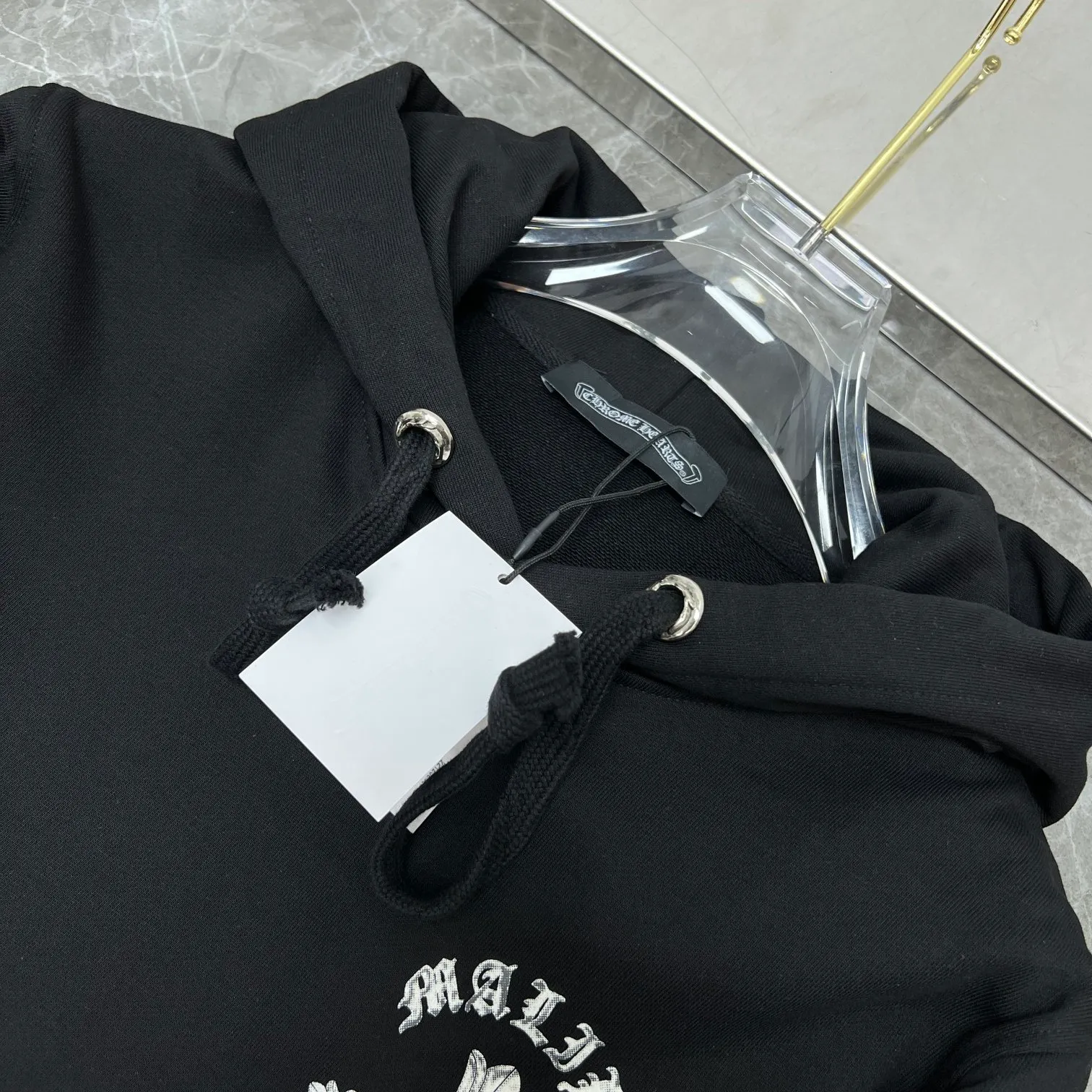 P246 Chrome Hearts Autumn and Winter 2025 Counter Synchronization ❤️ Crow Graffiti Big Horseshoe Hand-painted Luminous Hooded Sweatshirt Improved customized version 1:1 high-gram weight high-quality fabric Recommended color: black Size: S, M, L, XL